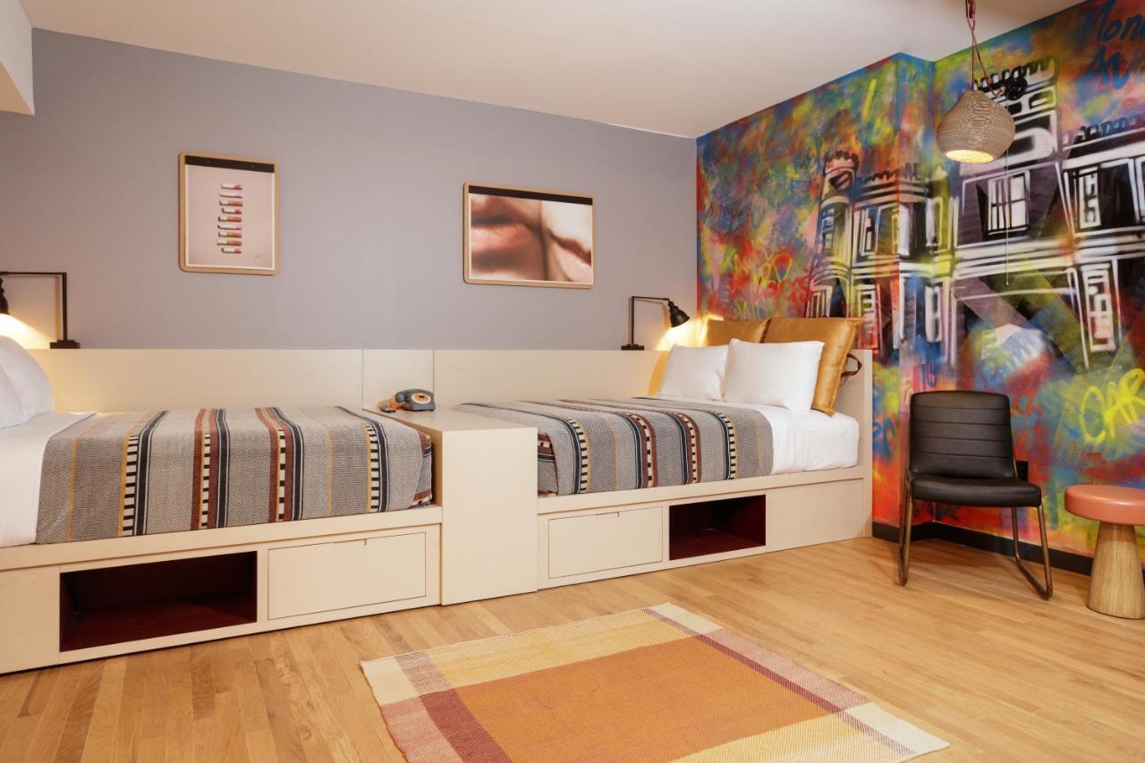 Moxy Richmond Downtown Hotel Bagian luar foto
